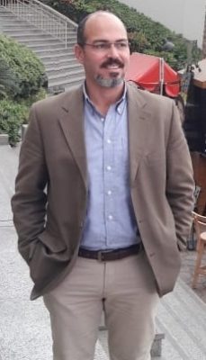 ترقية خالد علي الدعباس لشغل وظيفة مدير عام مساعد الجمارك بالادارة العامة للمشتريات الخارجية والجمارك بأيثيدكو