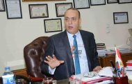 الكيميائى عبد المجيد حجازى وقيادات ايثيدكو يقدمون التهنئة للدكتور هشام لطفى وكيل وزارة البترول والثروة المعدنية للشئون القانونية لفوزه بعضوية مجلس نقابة المحامين