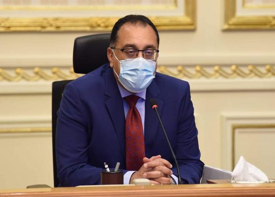 خلال اجتماعه اليوم : مجلس الوزراء يوافق على قرار لتخفيف الأعباء عن العملاء الصناعيين المتعثرين بسبب عقود توريد الغاز الطبيعى