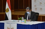 شاكر يجتمع بمجلس ادارة هيئة الطاقة المتجددة لمتابعة المشروعات الجاري تنفيذها