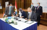 الكهرباء توقع مع فيستاس عقد تنفيذ مشروع محطة الرياح بخليج السويس بقدرة 250 ميجاوات بتكلفة استثمارية 4.3 مليار جنيه