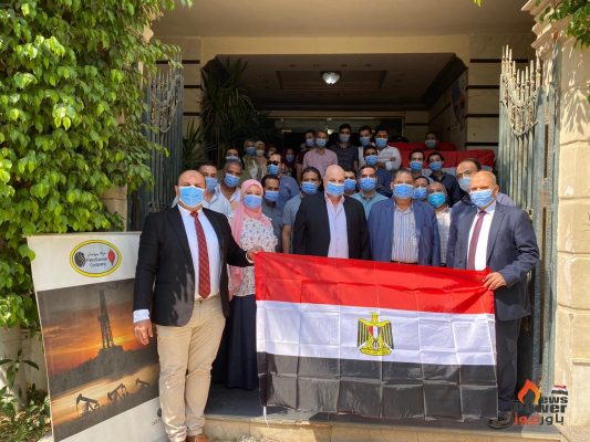 رئيس شركة بترو سنان ومساعدى رئيس الشركة ومديرى العموم والعاملين يشاركون فى انتخابات مجلس الشيوخ