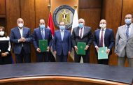 طاقة عربية توقع بروتوكولا مع محافظ الوادى الجديد وايجاس بحضور الملا لتوصيل الغاز المضغوط الى المحافظة لاول مرة