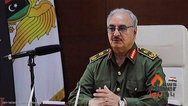 حفتر يعلن استئناف إنتاج وتصدير النفط الليبي