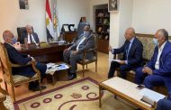 بعد وصول مستحقاتهم الي 500 مليون جنيه .. محافظ جنوب سيناء يبحث مشاكل شركة طاقة باور 