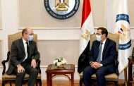 الملا يبحث مع السفير المجرى بالقاهرة سبل التعاون فى مجال البترول والغاز