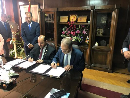 دسوقي يوقع بروتوكول تعاون مع المركز الرئيسى لتدريب القادة بدولة الإمارات
