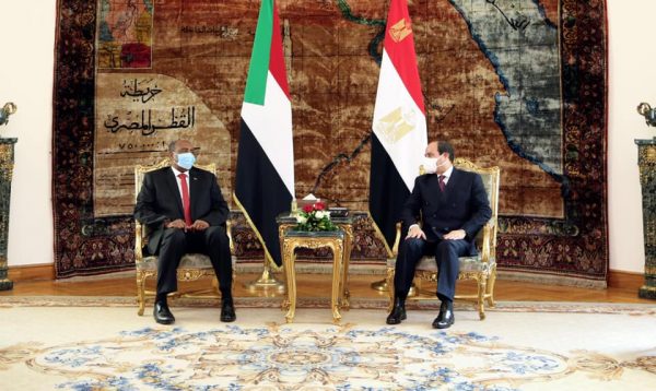 تمسك مصر والسودان بالتوصل لأتفاق قانوني ملزم يضمن قواعد ملء وتشغيل سد النهضة