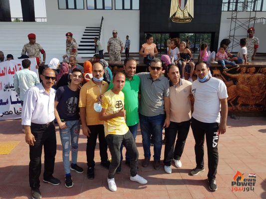 قيادات شركة جنوب القاهرة لتوزيع الكهرباء ومظاهرة فى حب مصر ودعما للقيادة السياسية