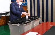 بالصور .. الرئيس السيسي يدلي بصوته صباح اليوم في انتخابات مجلس النواب .