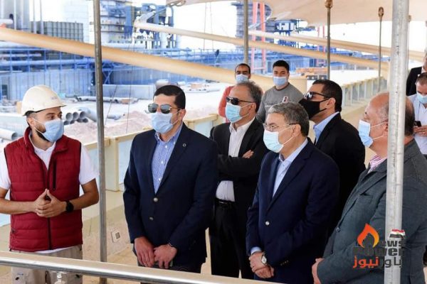 رئيس هيئة الاستثمار ومحافظ المنيا يتفقدان مشروع شركة 