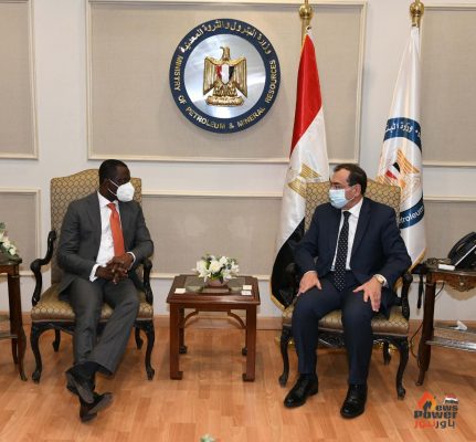 خلال استقباله وزير التعدين النيجيرى .. الملا : نهدف الي تطوير قطاع التعدين وتحقيق أقصى استفادة من ثروات مصر التعدينية