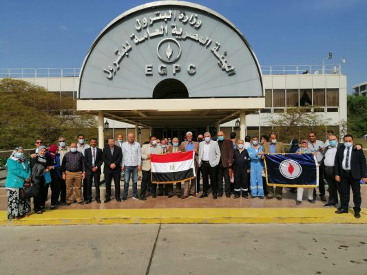 بقيادة عز الرجال .. العاملون بهيئة البترول يشاركون في المرحلة الثانية من انتخابات مجلس النواب