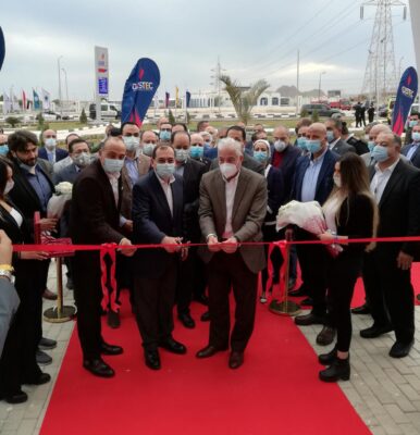الملا يفتتح أول محطة تموين سيارات بالغاز الطبيعى بمدينة شرم الشيخ تابعة لشركة غازتك