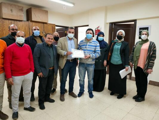 شبكات القناطر الخيرية بشمال القاهرة للتوزيع تحصل على المركز الأول لتركيب العدادات الكودية على المنصة الالكترونية