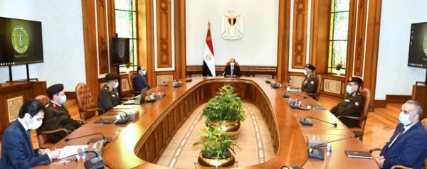 الرئيس السيسي يتابع الموقف الإنشائي والهندسي لعدد من مشروعات الهيئة الهندسية