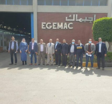 وفد ليبي رفيع المستوى في زيارة ميدانية داخل مصانع اجيماك