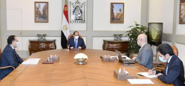 الرئيس السيسى يتابع الموقف التنفيذى للمشروعات القومية لوزارة الإسكان
