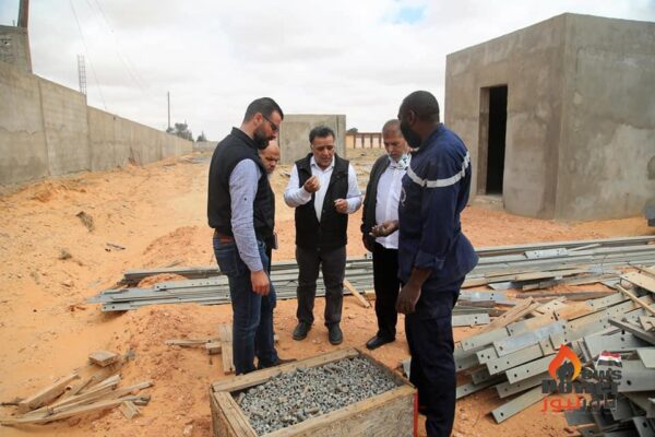 المدير العام لشركة الكهرباء الليبية يتفقد سير العمل بمحطة محولات الحبايبية جهد ٢٢٠ ك.ف
