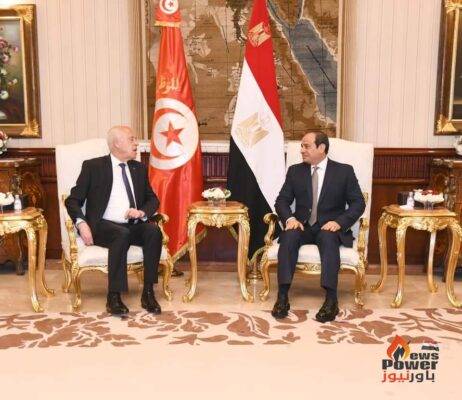 بالصور... الرئيس السيسى يستقبل  اخيه الرئيس التونسى قيس سعيد