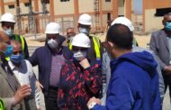 لقطة .. مشالى ورمضان يصلان محطة شرق قنا بعد زيارة نجع حمادى الصناعية