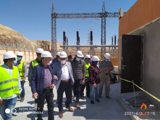صور خاصة ..مشالى وعزت ورمضان وقيادات المنطقة الجنوبية يتفقدون محطة محولات شرق قنا 