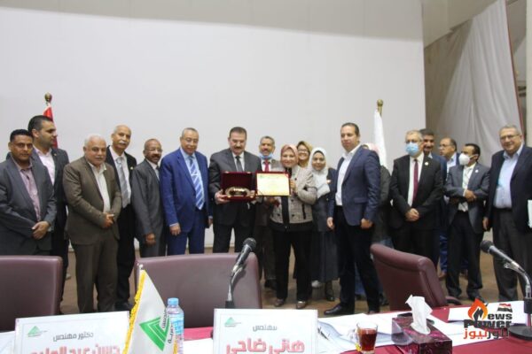 بالصور ... نقابة المهندسين تكرم مشالى بمناسبة اختيارها ضمن أفضل اربع مهندسات على مستوى العالم
