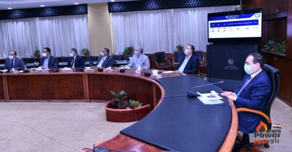 الملا : ٣٠٦ محطة  تقدم خدمة تموين السيارات بالغاز و١٠٠ مركز للتحويل
