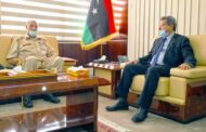 وزير النفط الليبي يشيد بدور جهاز حرس المنشأت النفطية في حماية وتأمين الحقول والموانيء النفطية والمنصات البحرية
