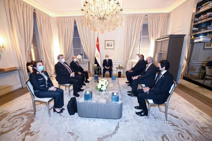 الرئيس السيسي يلتقي الرئيس التنفيذي لشركة «داسو» المصنعة لطائرات الرافال الحربية