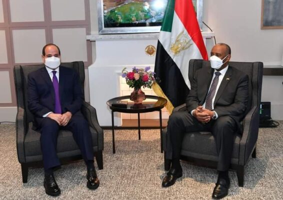 من باريس.. الرئيس السيسي يؤكد للبرهان دعم مصر الكامل للسودان في كل المجالات