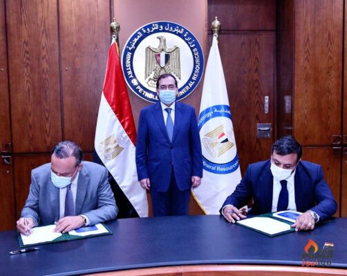 بحضور الملا : الثروة المعدنية توقع مع مناجم النوبة الانجليزية عقد جديد للبحث عن الذهب بالصحراء الشرقية باستثمارات ٢ر٥ مليون دولار