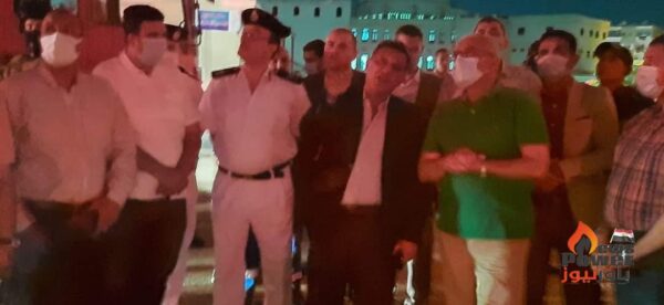 محافظ السويس و مدير الأمن والقيادات التنفيذية ورؤساء شركات البترول يتابعون اخماد حريق بادارة المرور