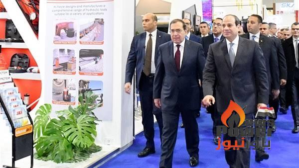 الرئيس السيسي يصدق على قانون يمنح وزير البترول التعاقد مع شركات للبحث بالبحر الأحمر