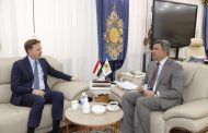 وزير النفط العراقي يستقبل السفير البريطاني لبحث التعاون في مجال الغاز والطاقة