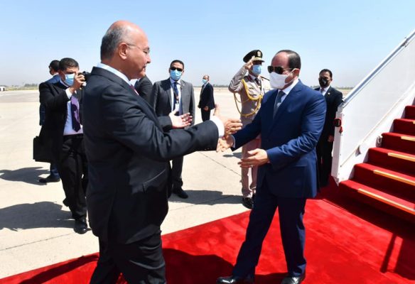 صور وصول واستقبال الرئيس السيسي فى بغداد