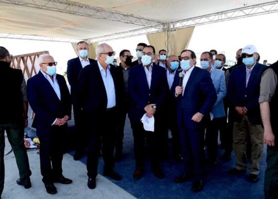 رئيس الوزراء يتفقد محطة 