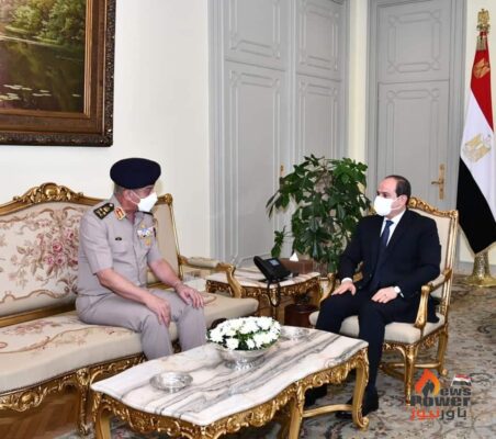 عاجل ..الرئيس السيسى يستقبل وزير الدفاع والإنتاج الحربى