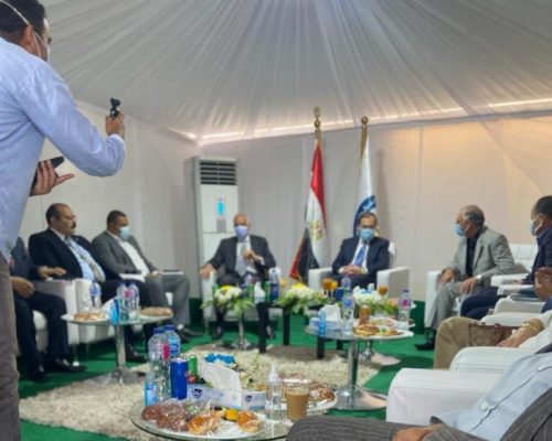 تأكيدا لانفراد باور نيوز .. الصور الاولى لافتتاح الملا لمحطة كارجاس بطريق مصر اسكندرية الصحراوي