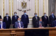رئيس الوزراء يشهد توقيع عقد لتعديل 2262 أتوبيساً تابعة للنقل العام للعمل بالغاز الطبيعي بدلاً من السولار