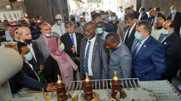 بالصور .. الان وصول وزير الهيدروليكا والطاقة والتعدين البوروندى الى ورش السبتية بشركة جنوب القاهرة للتوزيع