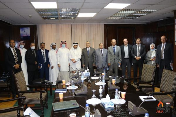 بالصور .. شاكر يبحث مع وفد شركة الفنار السعودية عروض التعاون المستقبلى فى محاور الطاقة المختلفة