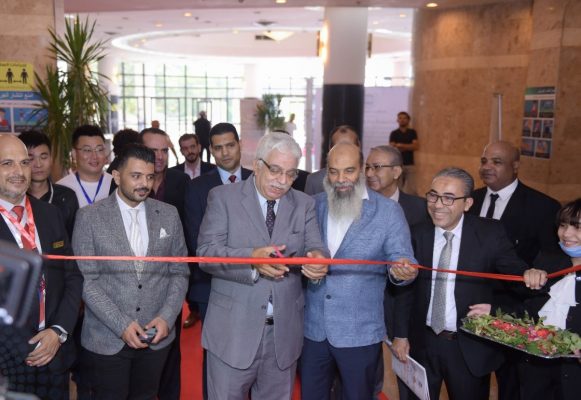 بالصور... رئيس «الصناعات الهندسية» يفتتح المعرض الدولى الرابع لتكنولوجيا الليد ونظم الإضاءة الحديثة