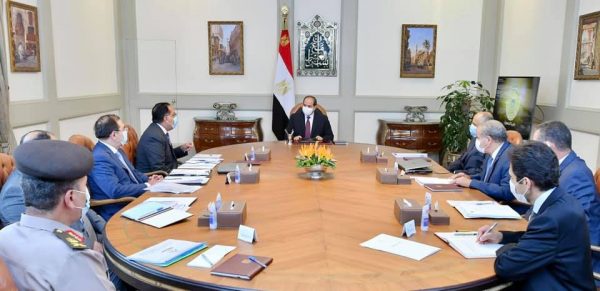 الرئيس السيسي يوجه بتعزيز جهود تطوير قطاع التعدين في مصر