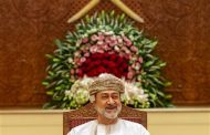 سلطان عُمان يتابع تطورات جائحة كورونا .. ويؤكد: 
