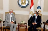 وزير البترول يبحث مع سفير هولندا تنمية التعاون مع الشركات الهولندية