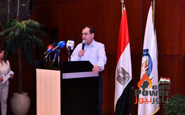الان .. قيادات الوزارة والهيئة وجنوب الوادى يجتمعون لمراجعة انشطة الانتاج ومنظومة السلامة لشركات زيتكو وجمسه وبتروزيت وبتروجلف وبترو امير وسوكو