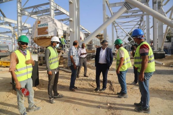 رئيس الشركة العامة للكهرباء الليبية يزور مشروع محطة كهرباء غرب طرابلس