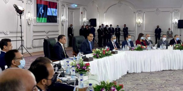 اللجنة العليا المصرية – الليبية المشتركة تختتم أعمالها بتوقيع ١٤ مذكرة تفاهم مشترك و ٦ عقود تنفيذية ومحضر اجتماعات اللجنة