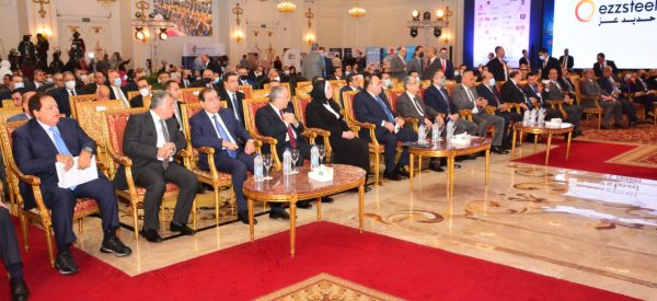 شاكر فى مؤتمر اخبار اليوم : الدولة وضعت رؤية مصر 2030 بهدف دخول مصر مصاف الدول المتقدمة